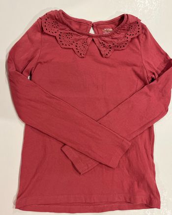 Haut manches longues col dentelle 8 ans