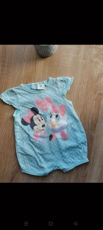 Grenouillère bébé