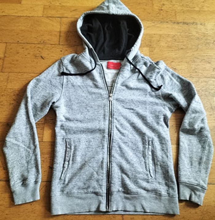 Sweat Mixte fille ou garçon Taille 36/38 Zara voir mesures - photo numéro 3