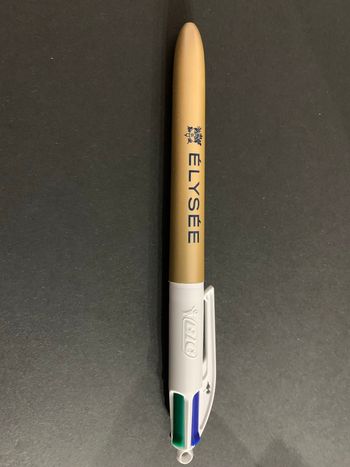 Stylo Nic 4 couleurs ´ Elysée ´
