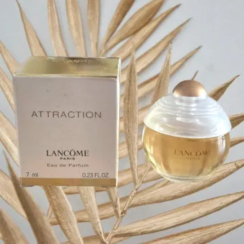 Miniature de parfum Neuve 🌸