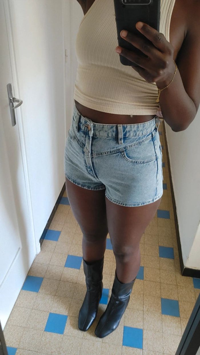 Mini short taille haute en jean - photo numéro 9