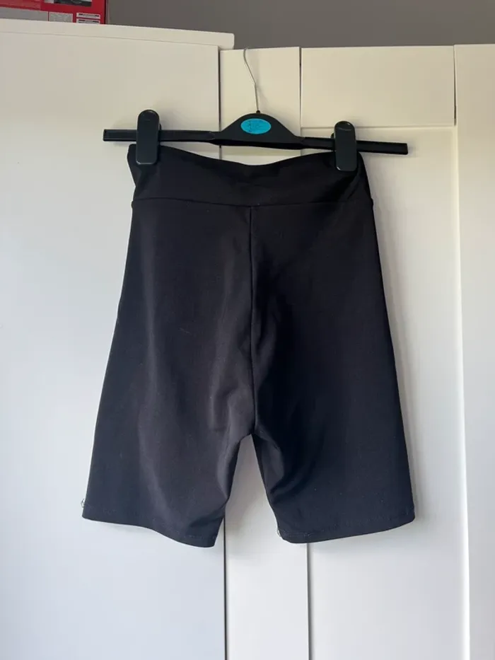 Short cycliste - photo numéro 5
