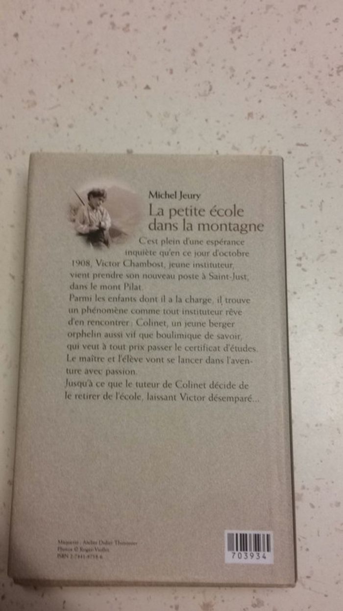 La petite école dans la montagne - photo numéro 2