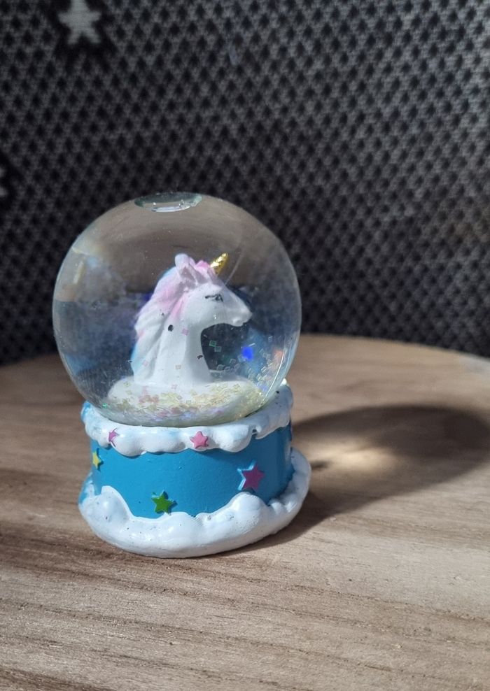 Boule à neige licorne - photo numéro 3