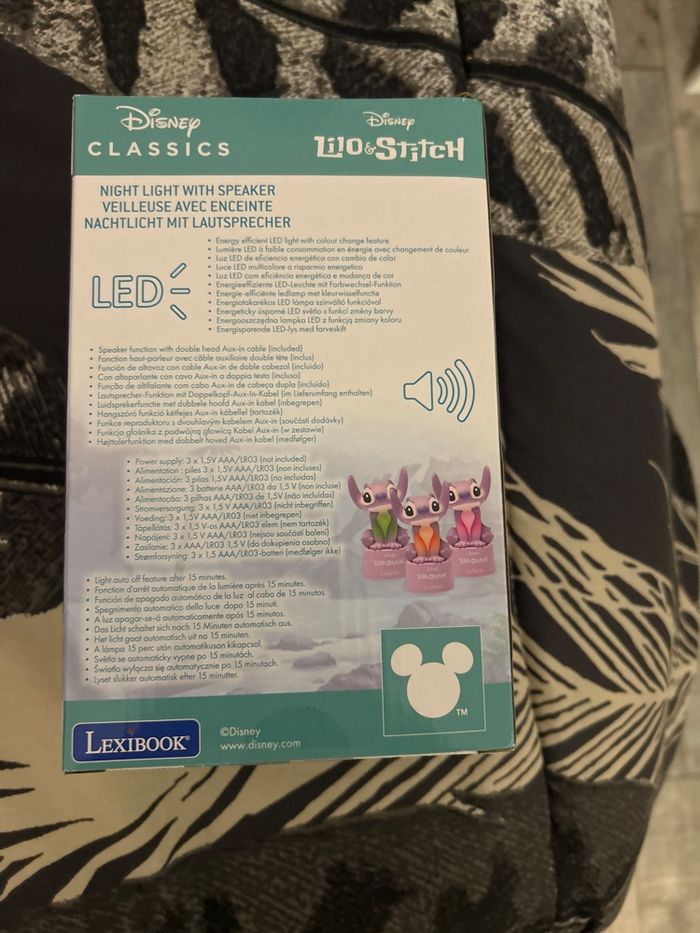 Veilleuse avec enceinte Lilo et Stitch de Disney, état neuf - photo numéro 3