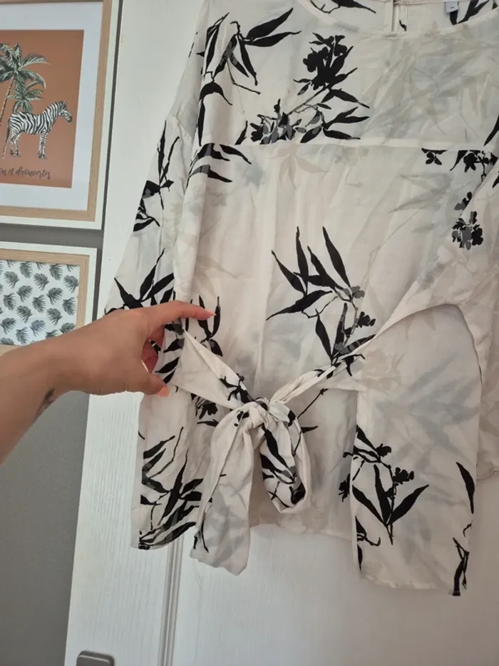 blouse manches 3/4 larges à nouer à fleurs camaieu - photo numéro 3