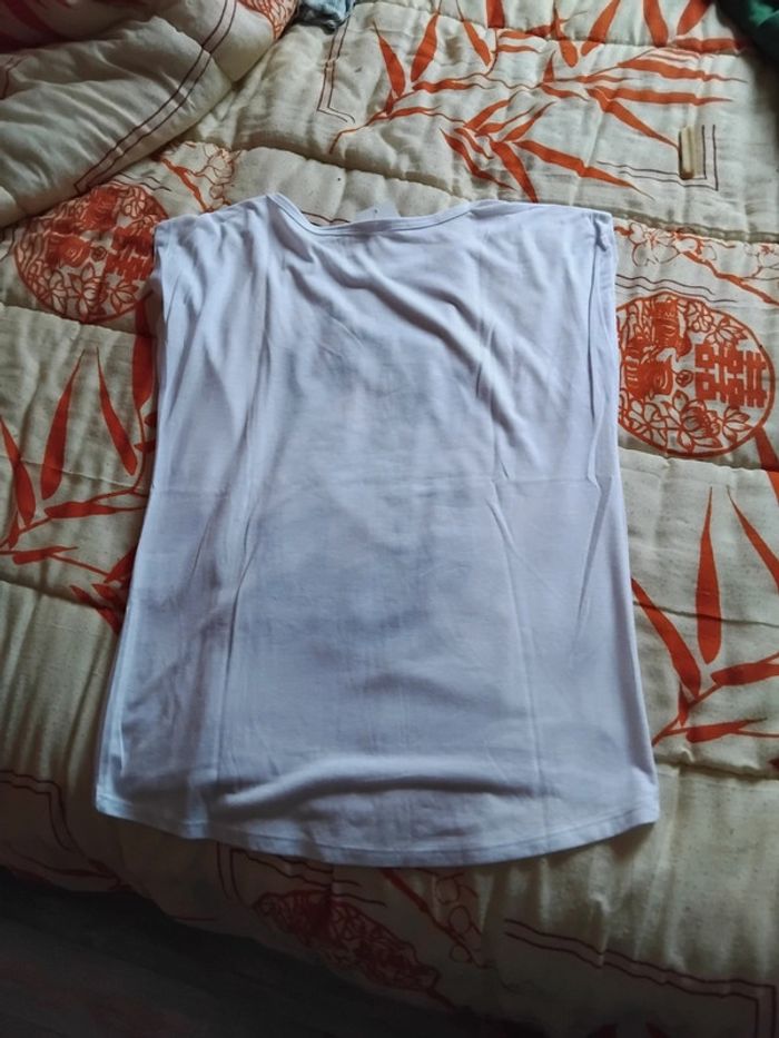 Tee-shirt blanche neige tatouée - photo numéro 4