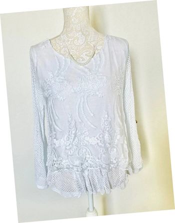 Pull fin blanc dentelle