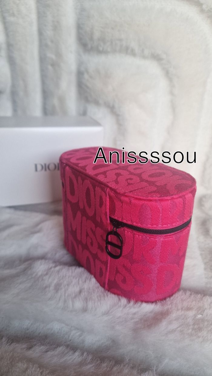 Trousse Miss Dior Collector - photo numéro 2