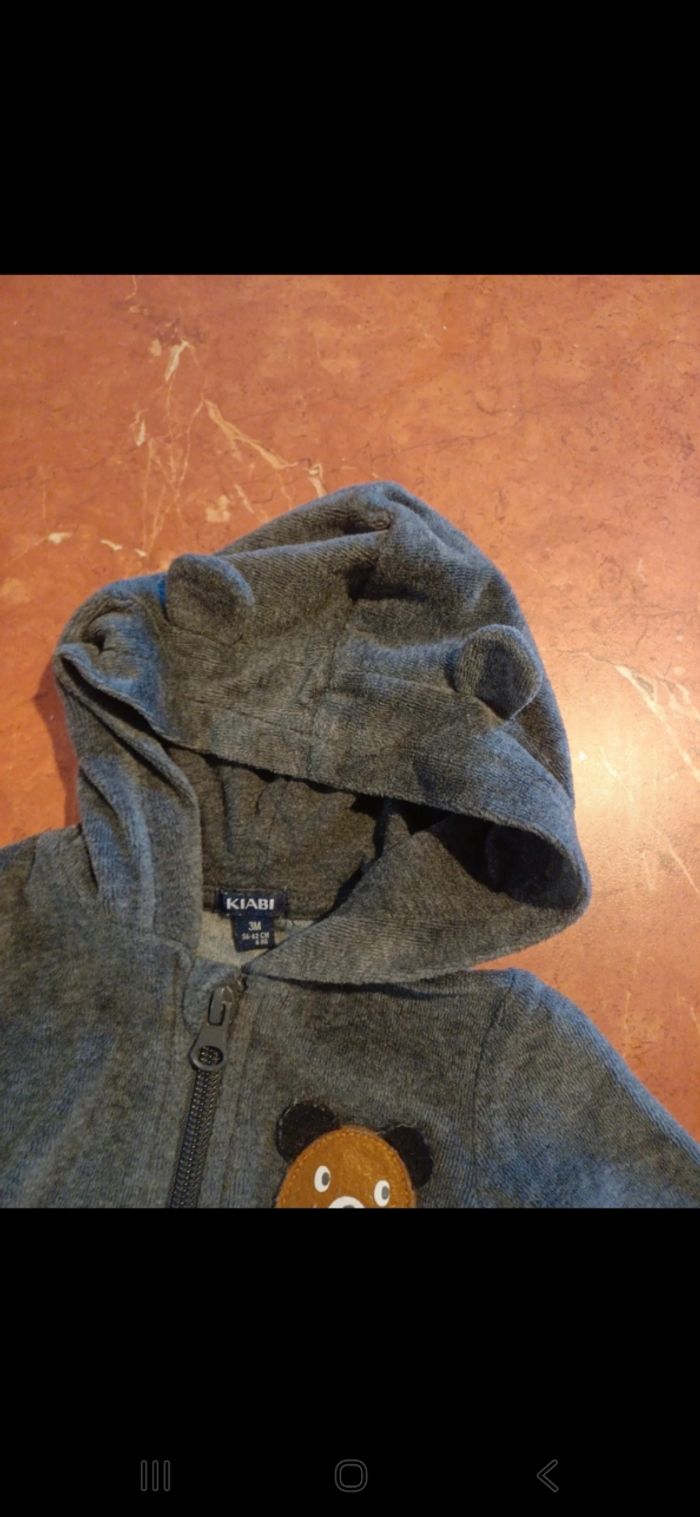 Sweat bébé taille 3 mois - photo numéro 2