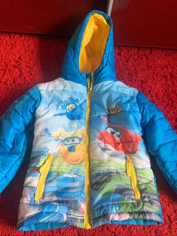 # Veste , doudoune légère super wings taille 5ans