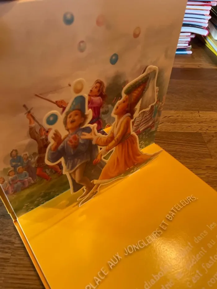 Livre Pop-up Martine Imagine Martine au temps des chevaliers - photo numéro 11