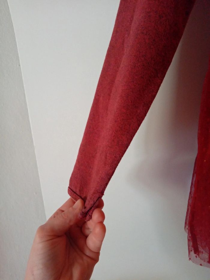 Jolie robe bordeaux . 8 ans - photo numéro 13