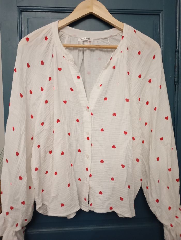 Des petits coeurs...sur une chemise - photo numéro 2