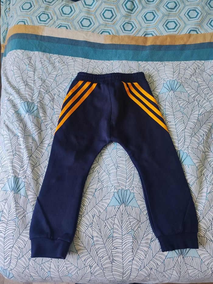 Jogging Adidas bleu marine 18/24 mois - photo numéro 3