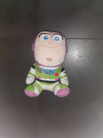 Petit Buzz l'éclair peluche Pixar 15 cm