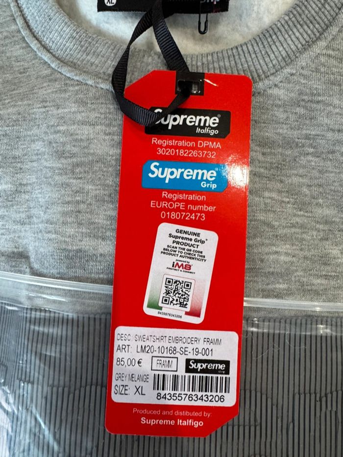 Pull / Sweat gris Supreme Taille XL - photo numéro 7