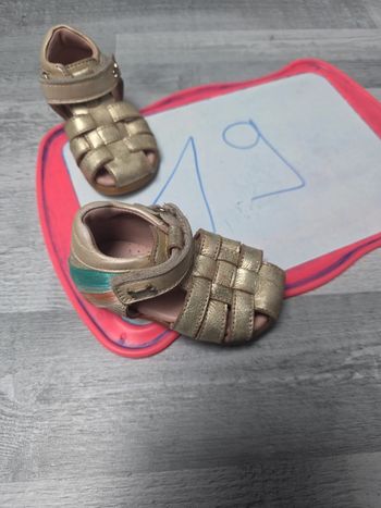 Claquette taille 19