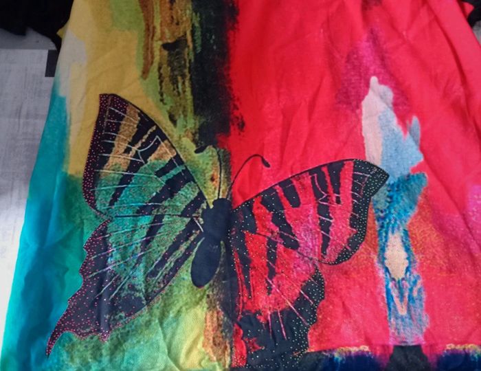 Blouse motif papillon manches longues taille 44 - photo numéro 8