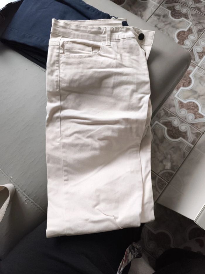 Lot deux jeans pantalons