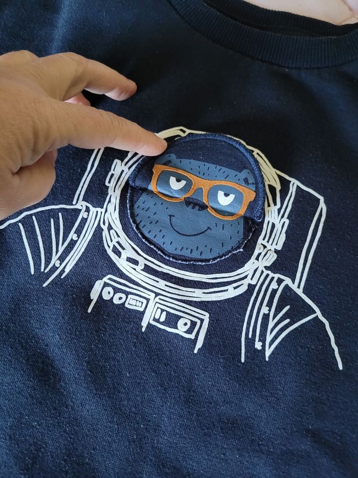 pull bleu marine kiabi 12ans  (2e) - photo numéro 3