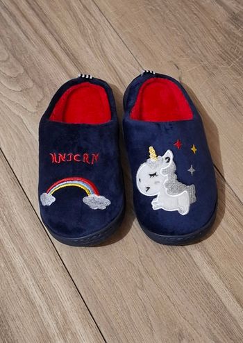 Pantoufle Licorne enfant Mixte hiver bleu marine rouge