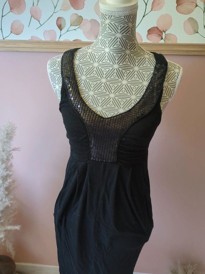 Robe taille 38 avec étiquette - photo numéro 2