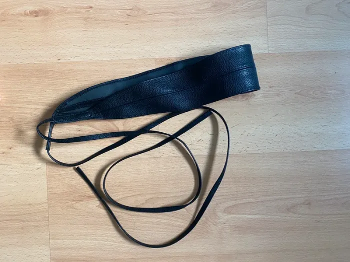 Ceinture noire Shein - photo numéro 2