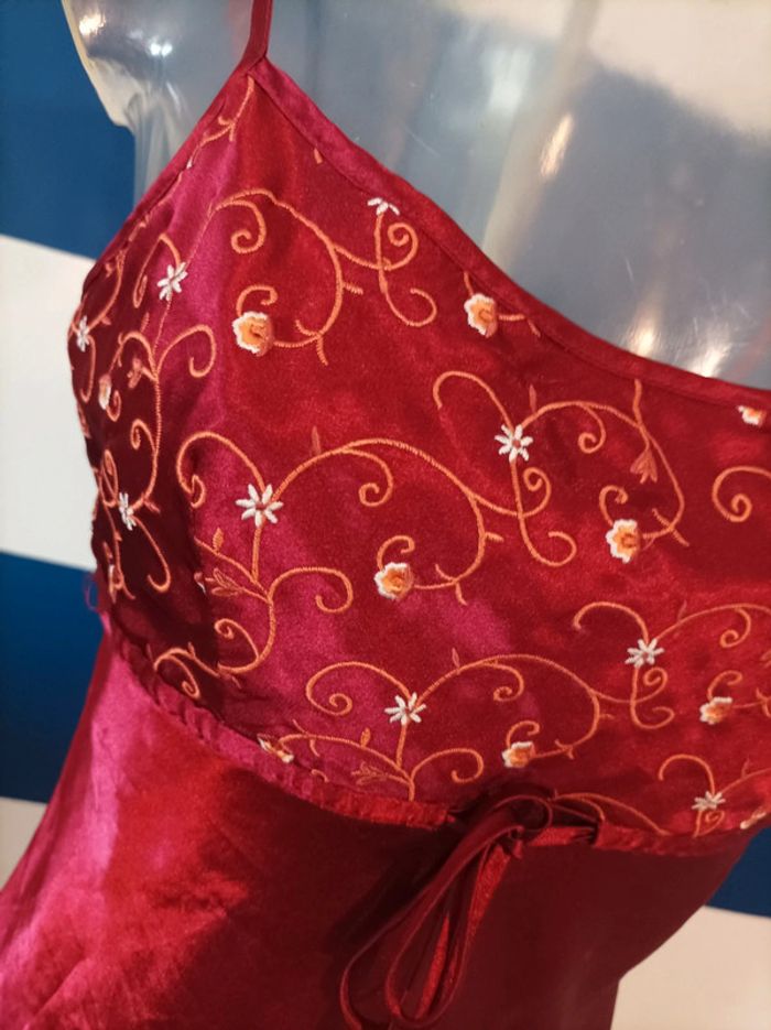 Nuisette bordeaux satin neuve Etam femme taille 40 - photo numéro 2