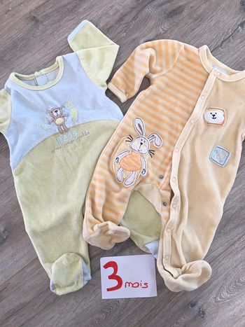 Lot 2 pyjamas 3 mois mixte