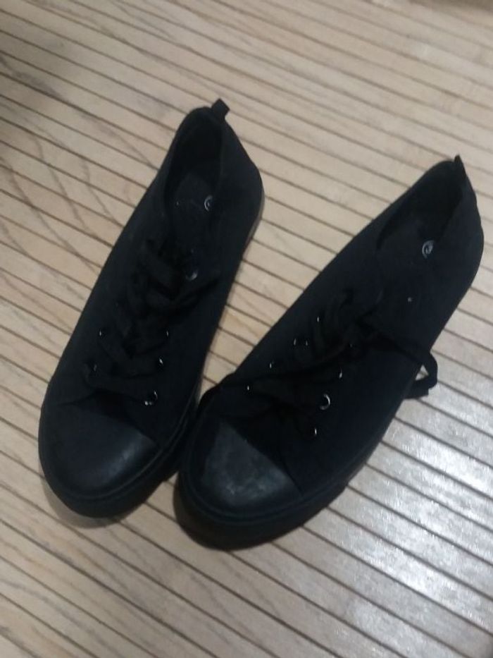 Chaussure simple noire