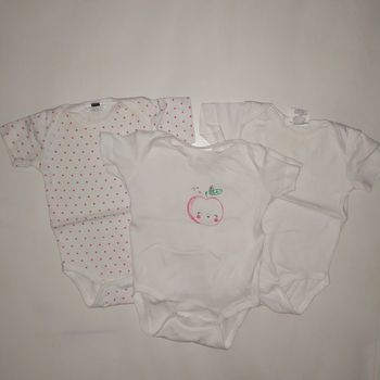 Lot bodies manches courtes