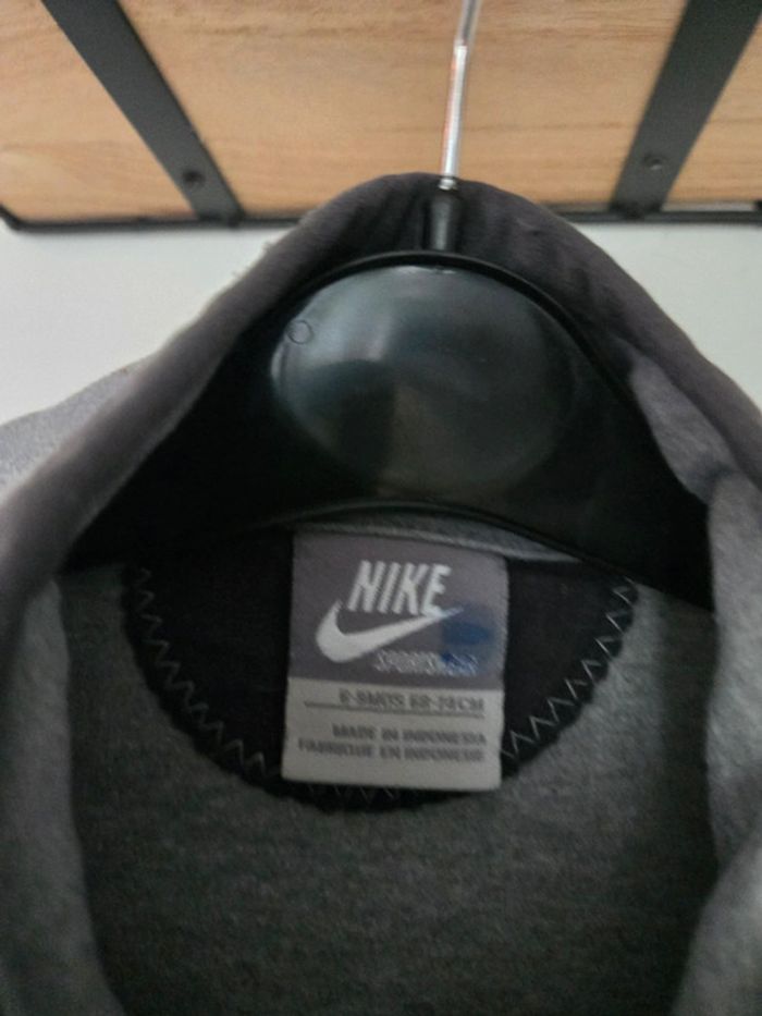Veste Nike 6/9 mois 👦 - photo numéro 5
