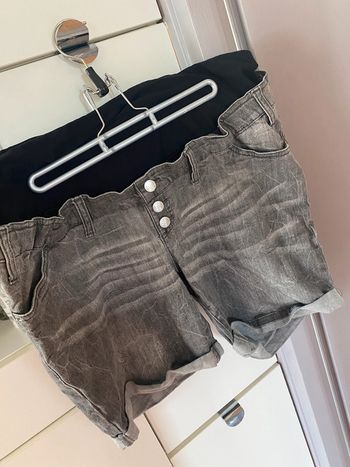 Short court grossesse été gris femme 48 mama