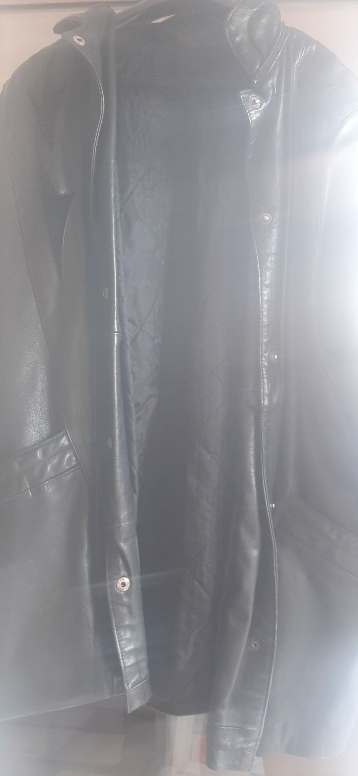 Veste croûte de mouton  doublée en três bon état