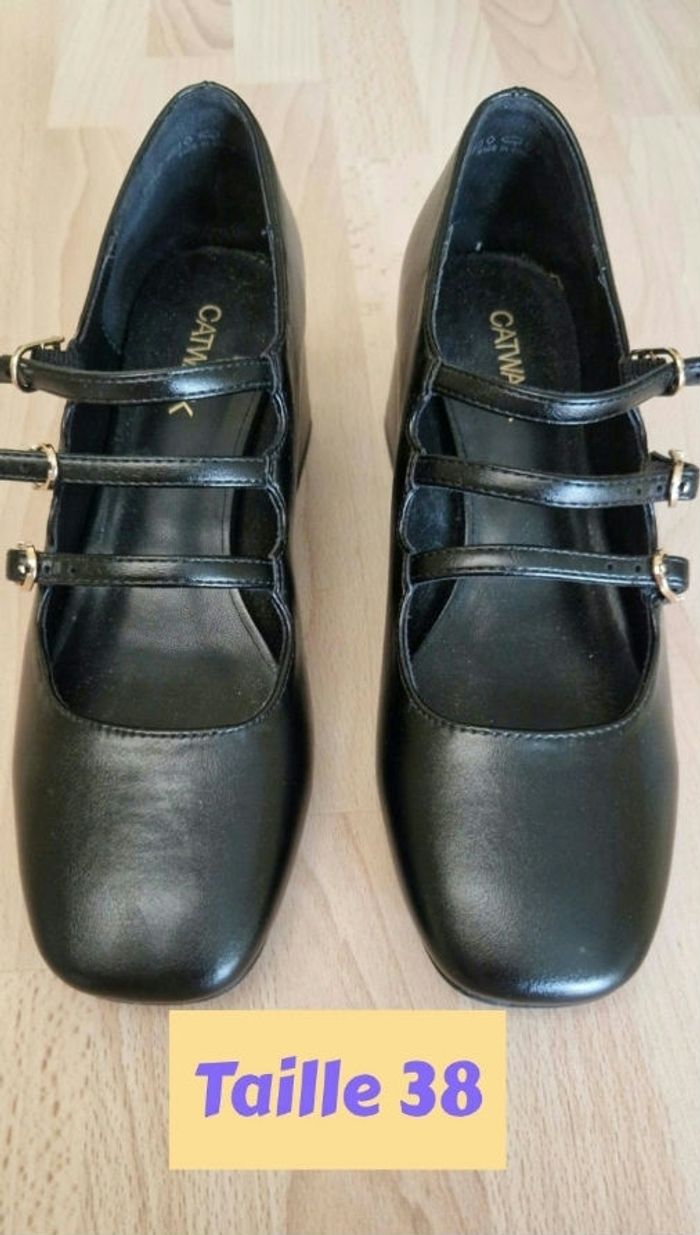 Chaussures Babies Noires taille 38. - photo numéro 2