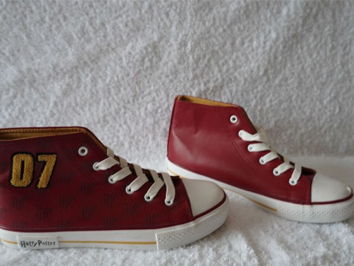 Paire de Baskets Harry Potter neuves pointure 39 - photo numéro 3