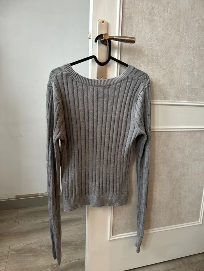 Pull Hollister - photo numéro 3