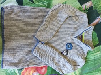 Pull  col montant Sergent Major.