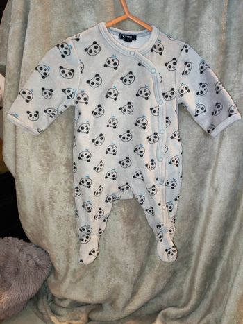 Lot pyjamas bébé 1 mois 