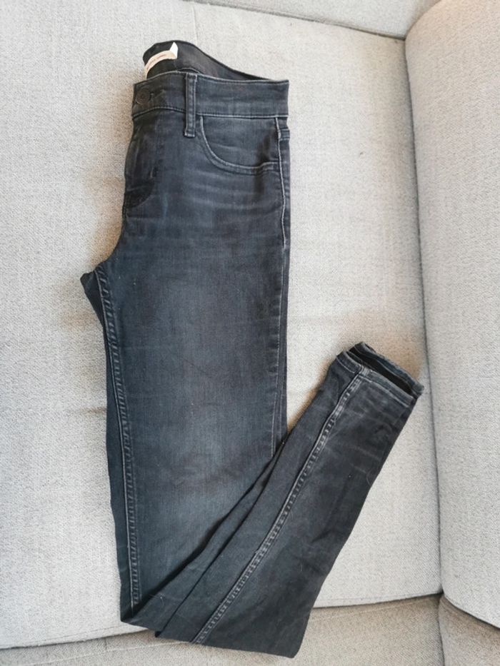 Jeans Levi's 710 super skinny femme noir taille 25