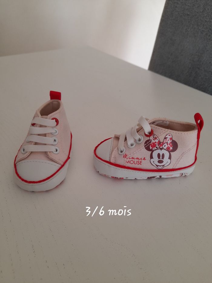 Chaussure Minnie 3/6 mois.