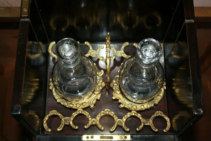 Cave a liqueur - photo numéro 4