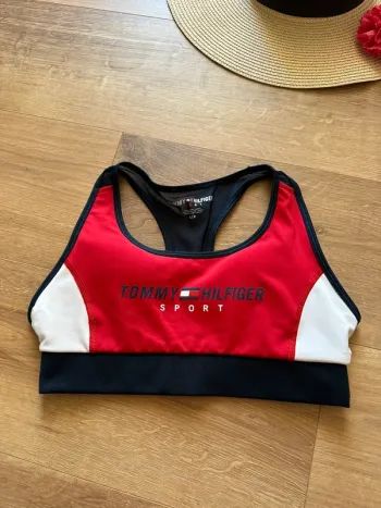 Brassière de sport Tommy Hilfiger bleue rouge et blanche taille 36
