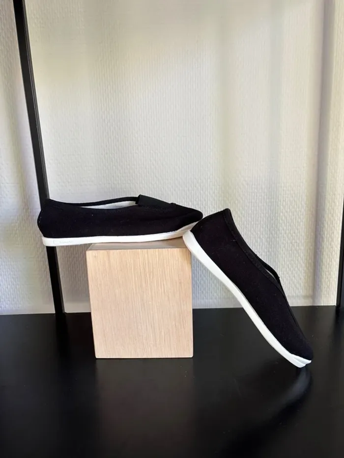 Chaussons de gym - taille 28 - Domyos - Neufs - photo numéro 3