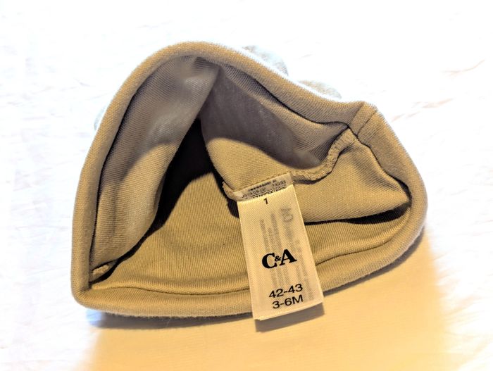 Bonnet C&A Vert Clair Ecritures I Am New Here Petites Oreilles Accessoire Petits Enfants Bébés - photo numéro 5
