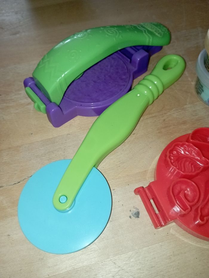 Lot de pâtes a modeler - photo numéro 2