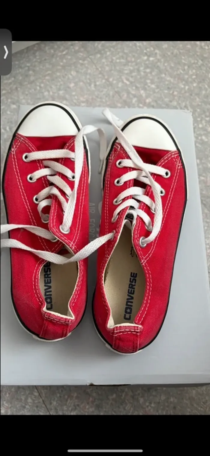 Baskets basses rouge converse taille 34 - photo numéro 4