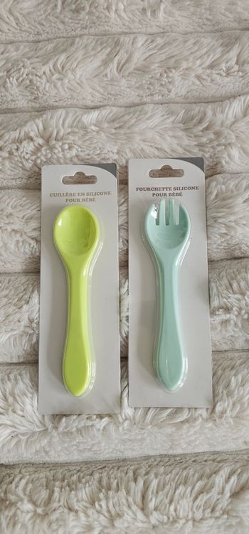 ​🏷️ Lot de couverts en silicone pour bébé (Neufs)